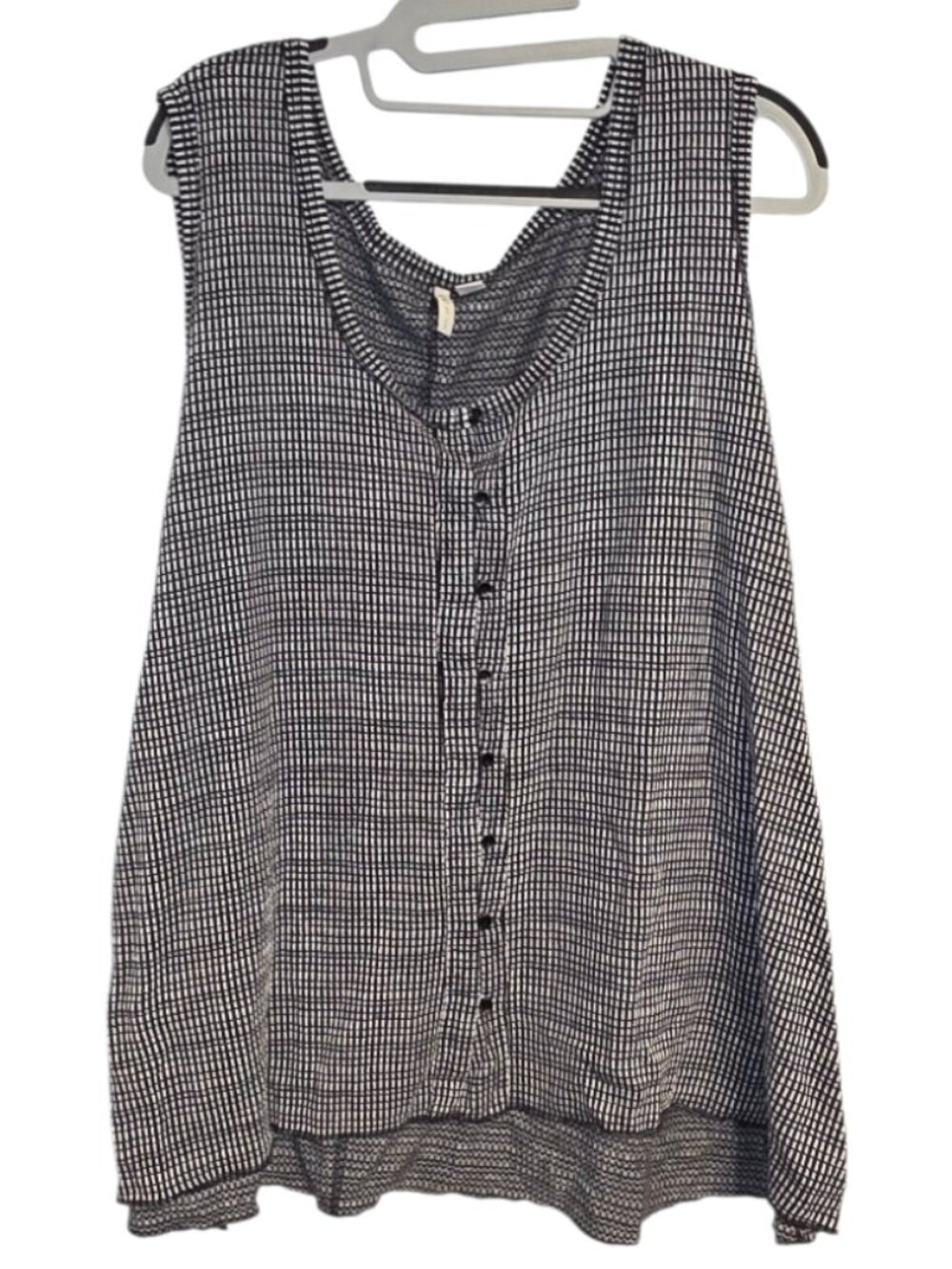 CATO Est 1846 Black White Checkered Tank Top Plus Sz 22W Distressed Gingham